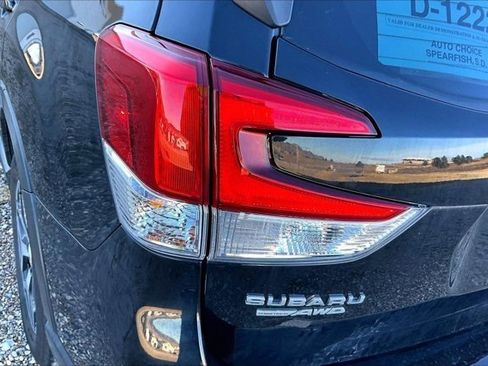Used 2023 Subaru Forester Premium image 23