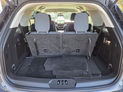 Certified 2025 Ford Explorer Active image 14