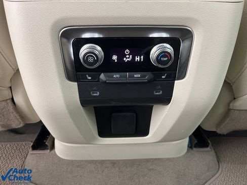 Used 2022 GMC Yukon Denali image 27