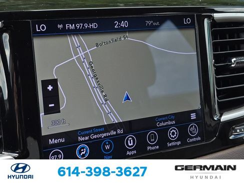 Used 2020 Chrysler Pacifica Touring-L Plus FWD image 29