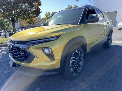 New 2025 Chevrolet TrailBlazer RS w/ Convenience Package image 3