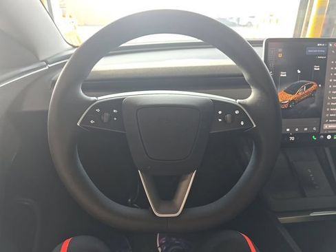 Used 2025 Tesla Model 3 Long Range RWD image 8