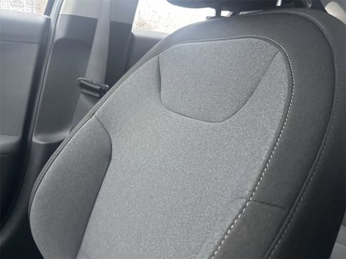 New 2025 Kia K4 LXS image 35