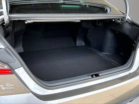 Used 2025 Toyota Camry SE w/ Multimedia Upgrade Package FWD image 29