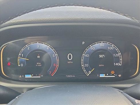 Used 2023 Jeep Wagoneer L Series II AWD/4WD image 11