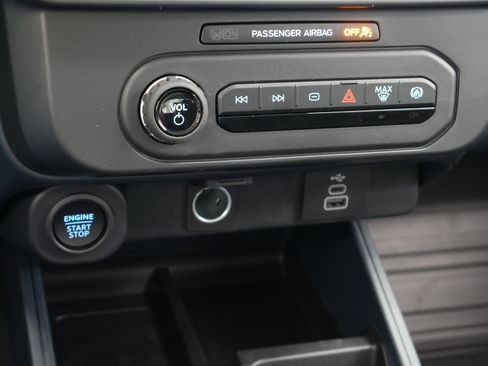 New 2026 Ford Maverick XLT AWD/4WD image 12