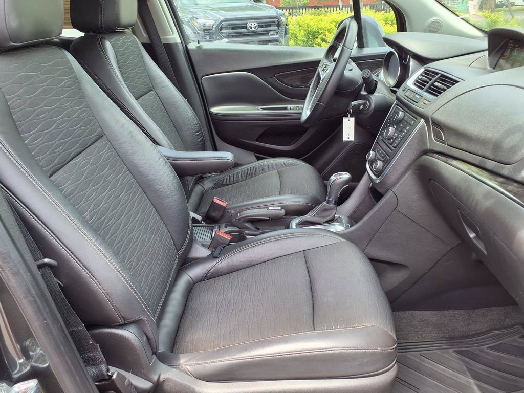 Used 2016 Buick Encore FWD image 13
