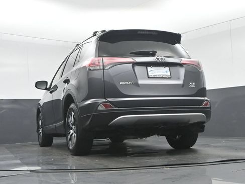 Used 2018 Toyota RAV4 XLE w/ Plus Extra Value Package AWD/4WD image 56