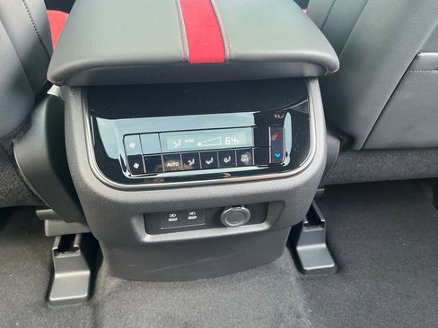 New 2026 Nissan Armada NISMO image 39