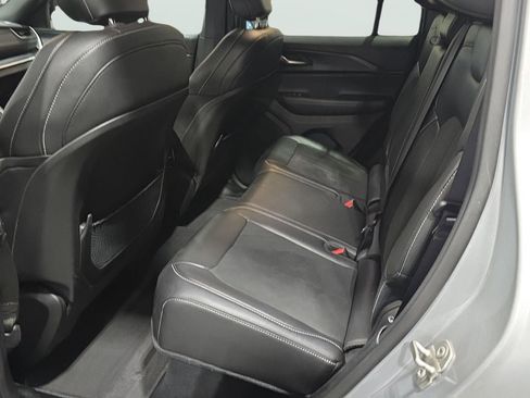 Used 2024 Jeep Grand Cherokee Altitude image 20