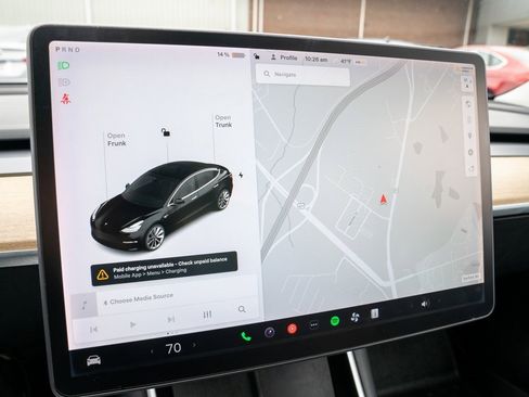 Used 2018 Tesla Model 3 Long Range image 14