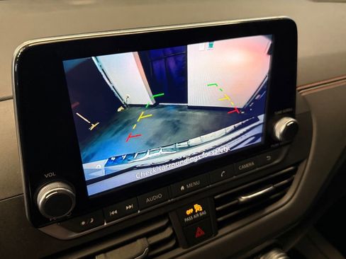 Used 2022 Nissan Altima 2.5 SR image 14