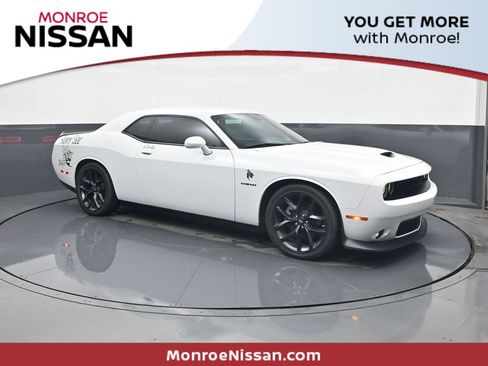 Used 2022 Dodge Challenger R/T w/ Blacktop Package image 1