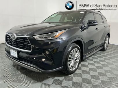 Used 2024 Toyota Highlander Platinum