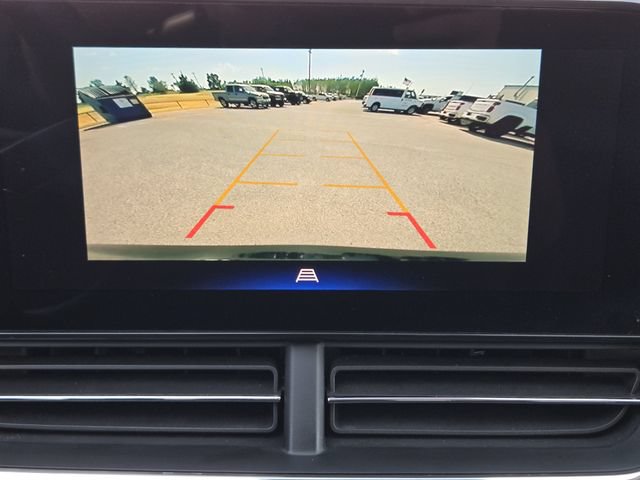 Used 2025 Chevrolet Trax LT FWD image 19