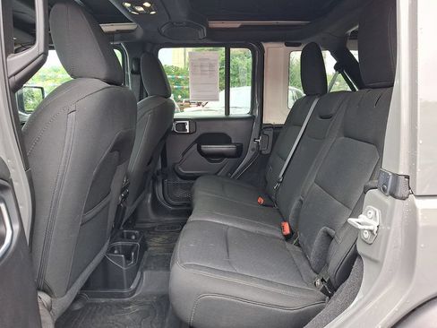 Used 2021 Jeep Wrangler Unlimited Sport AWD/4WD image 10