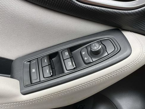 Certified 2023 Subaru Forester Premium AWD/4WD image 33