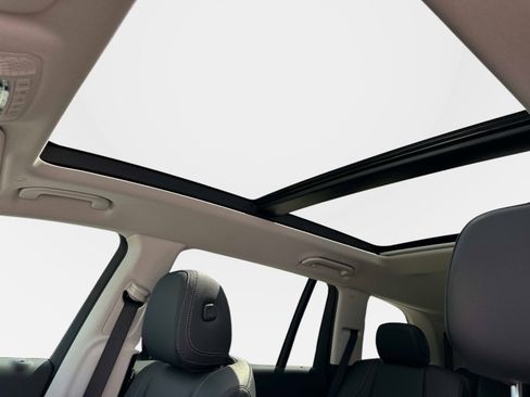 New 2026 Mercedes-Benz GLS 450 450 4MATIC SUV image 25