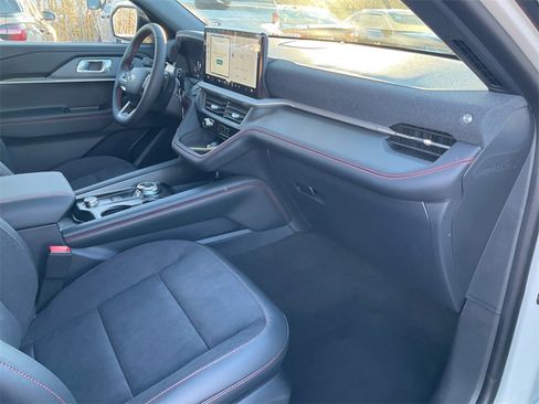New 2026 Ford Explorer ST image 11