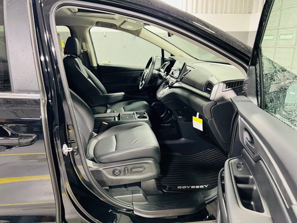 New 2026 Honda Odyssey EX-L image 30