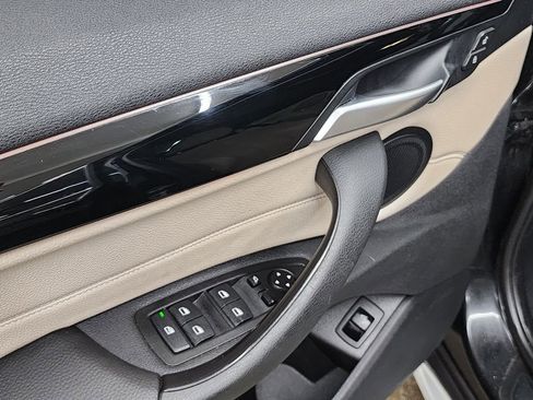 Used 2017 BMW X1 xDrive28i image 10