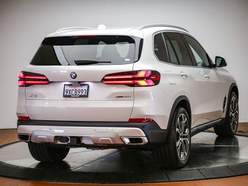Used 2026 BMW X5 sDrive40i w/ Premium Package RWD image 5