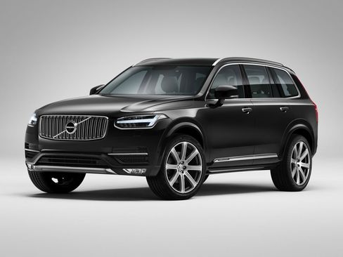 Used 2017 Volvo XC90 T6 Momentum image 1