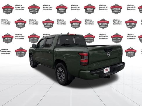 Certified 2024 Nissan Frontier SL w/ Technology Package image 3