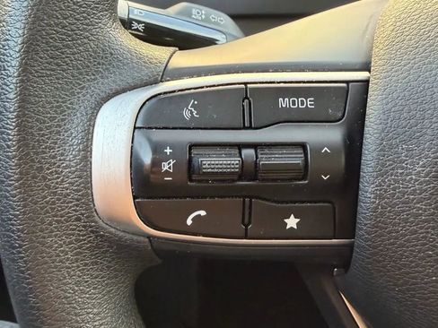 Used 2024 Kia Sportage LX image 17