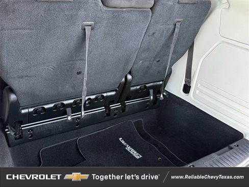 Used 2016 Dodge Grand Caravan SE image 28