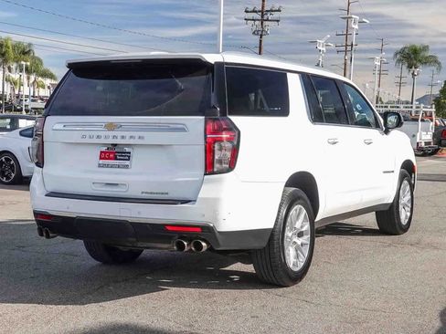 Used 2023 Chevrolet Suburban Premier image 4