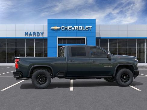 New 2026 Chevrolet Silverado 2500 ZR2 AWD/4WD image 5