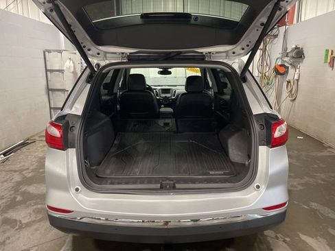 Used 2021 Chevrolet Equinox LT image 40