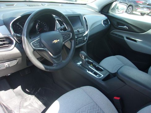 Used 2023 Chevrolet Equinox LT AWD/4WD image 8