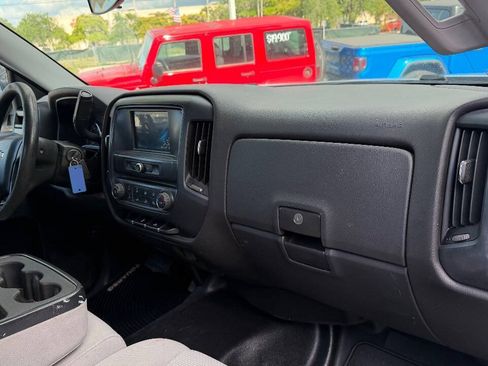 Used 2018 Chevrolet Silverado 1500 W/T w/ WT Convenience Package RWD image 11