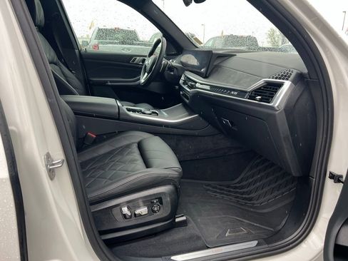 Used 2024 BMW X5 xDrive40i w/ Premium Package AWD/4WD image 15