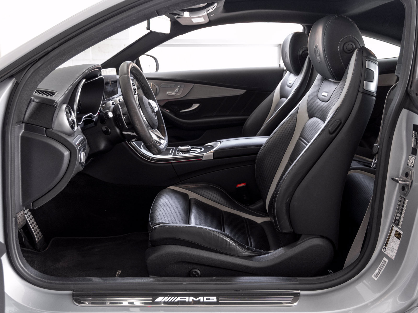 Used 2023 Mercedes-Benz C 63 AMG S image 13