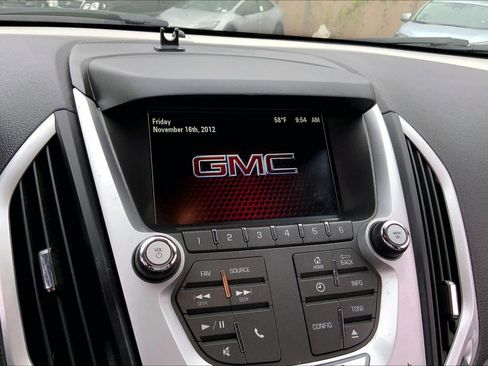 Used 2013 GMC Terrain SLE image 30