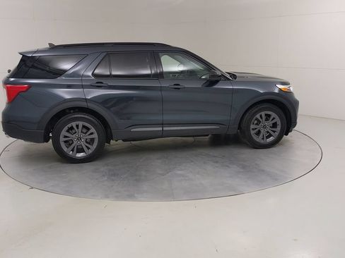 Certified 2023 Ford Explorer XLT w/ Equipment Group 202A AWD/4WD image 13