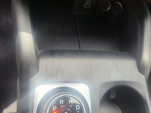 Used 2025 Ford Escape ST-Line AWD/4WD image 7