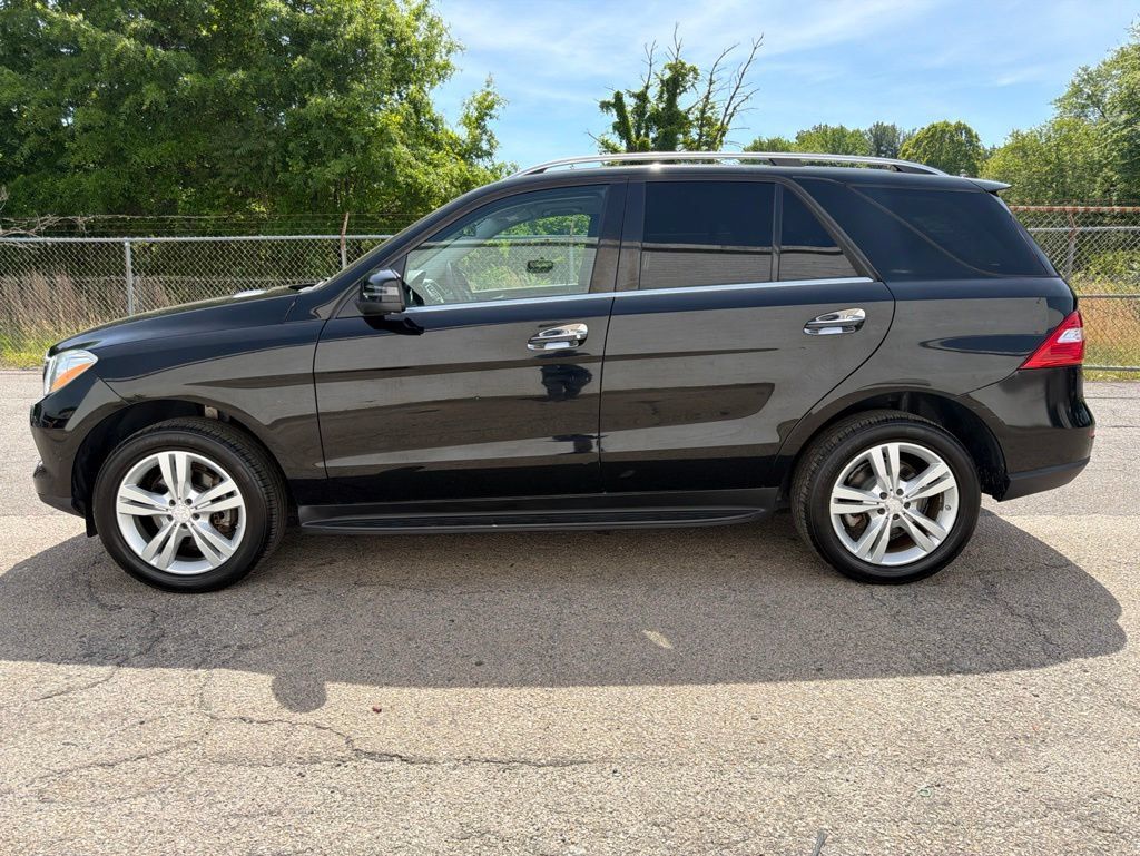 Used 2013 Mercedes-Benz ML 350 BlueTEC 4MATIC image 5