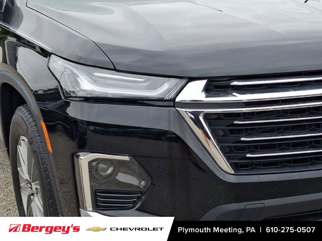 Certified 2023 Chevrolet Traverse LT w/ LPO, Cargo Package FWD image 11
