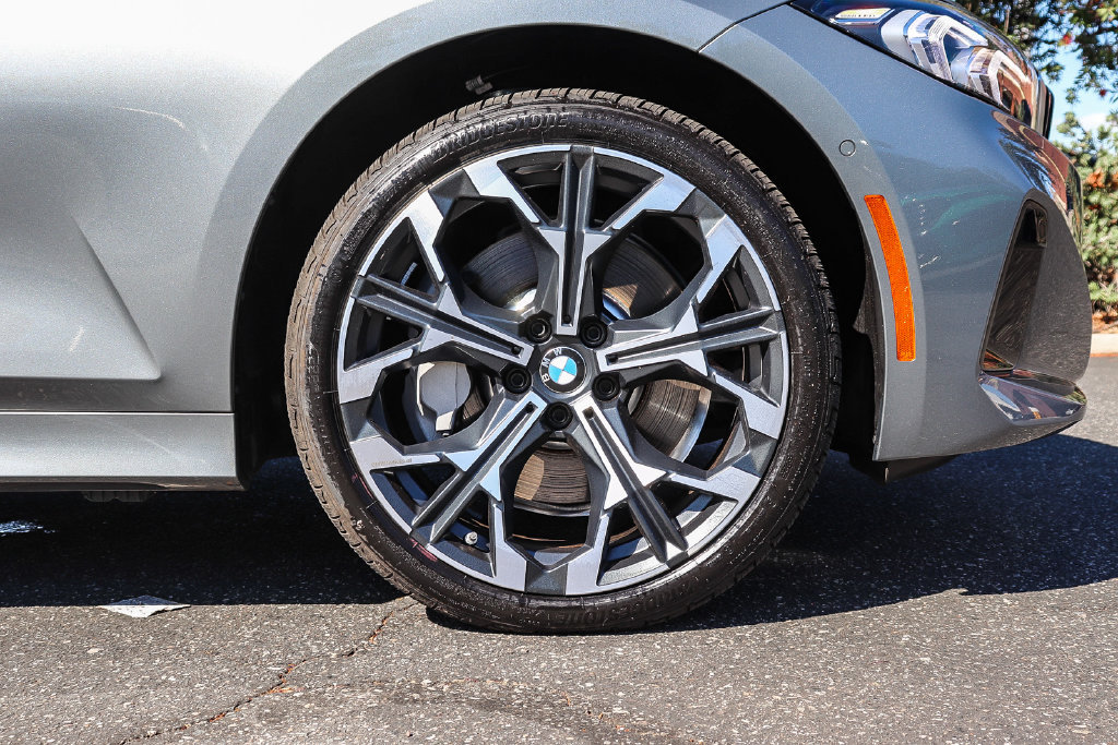 Used 2026 BMW 330i Sedan RWD image 9