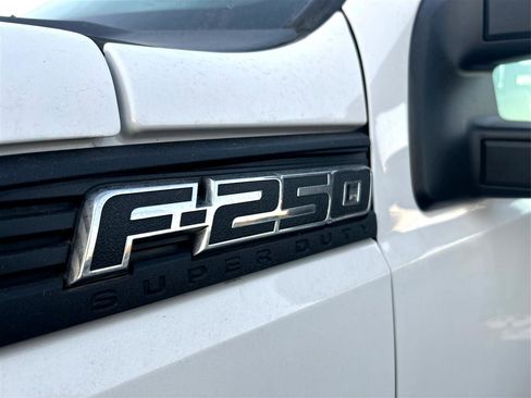 Used 2013 Ford F250 XL w/ PWR Equipment Group image 17