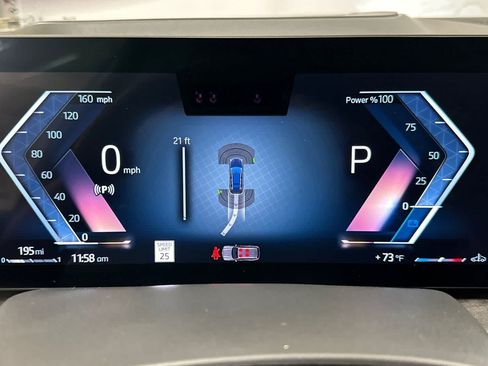 Used 2023 BMW X7 xDrive40i w/ Executive Package AWD/4WD image 25