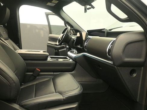 New 2026 Ford Expedition Platinum w/ Stealth Performance Package image 15