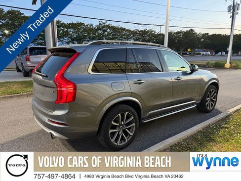 Used 2019 Volvo XC90 T5 Momentum w/ Protection Package AWD/4WD image 7
