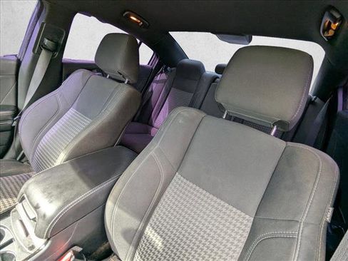 Used 2018 Dodge Charger R/T w/ Beats Audio Group image 10