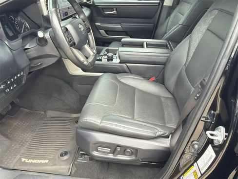 Used 2022 Toyota Tundra SR5 w/ SR5 Premium Package image 10