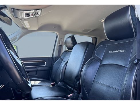 Used 2024 RAM 2500 Laramie AWD/4WD image 10